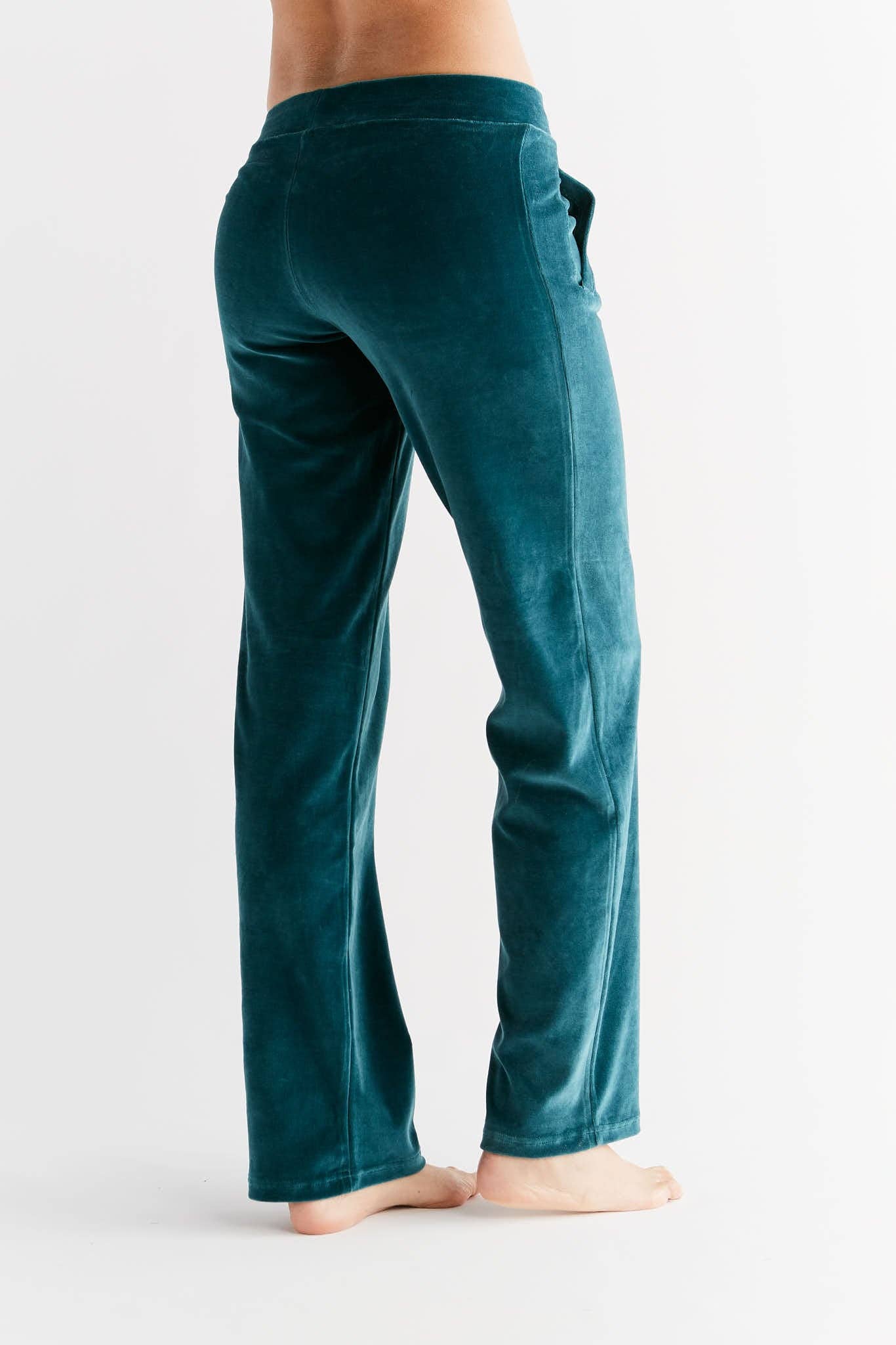 Straight Leg Sweatpants – Women