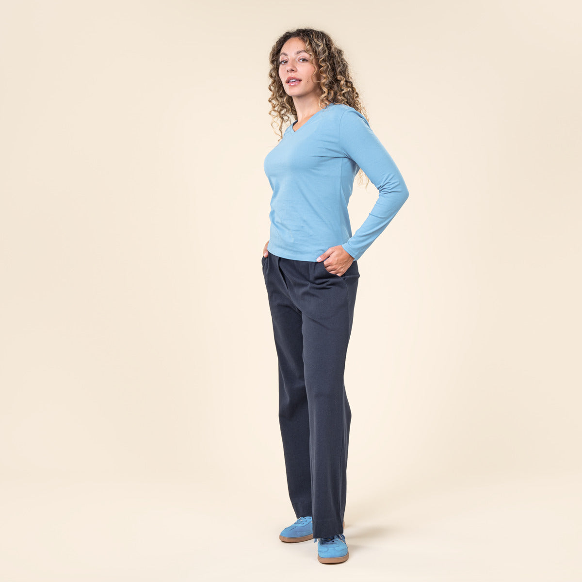 Long Sleeve V-Neck Top – Navy