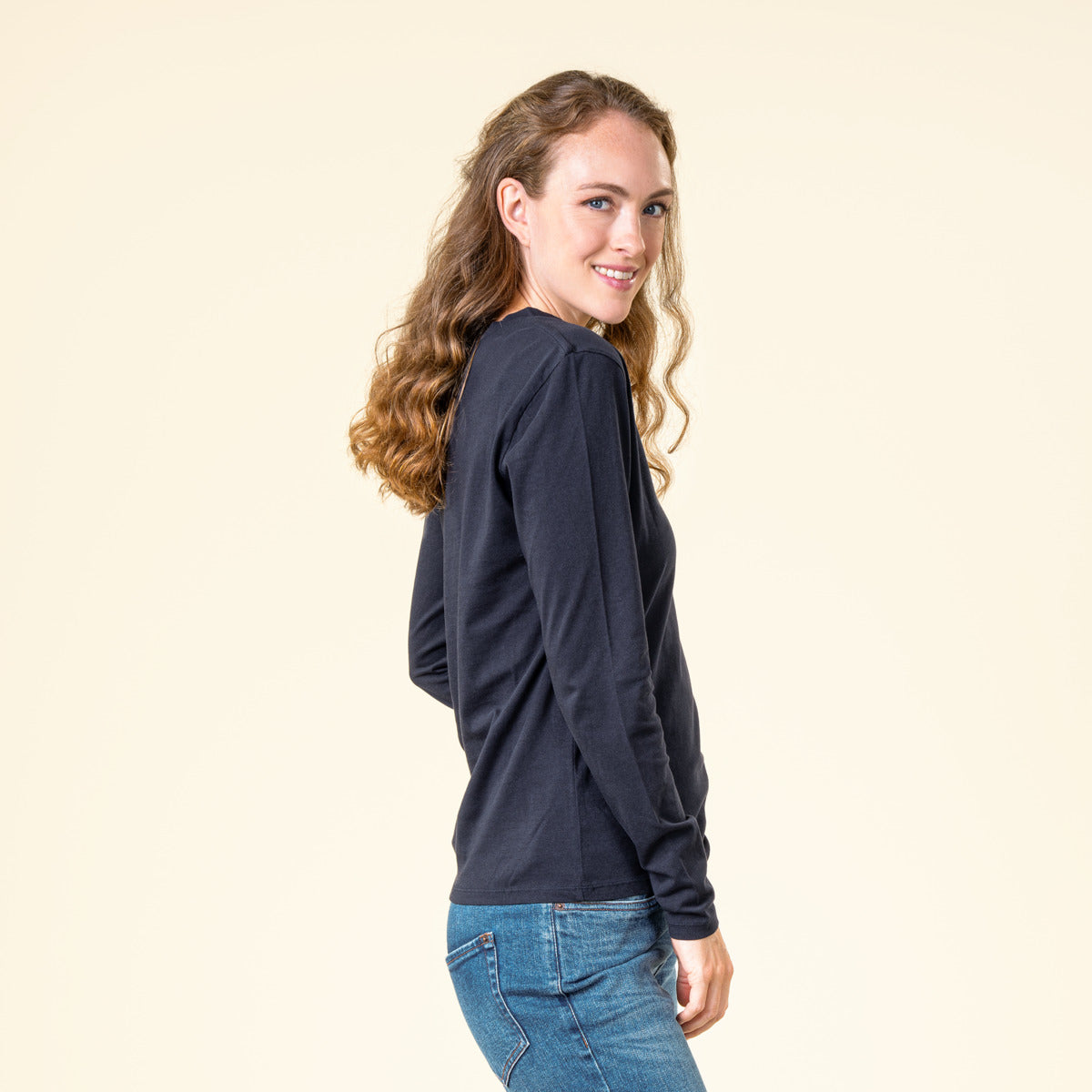 Long Sleeve V-Neck Top – Navy