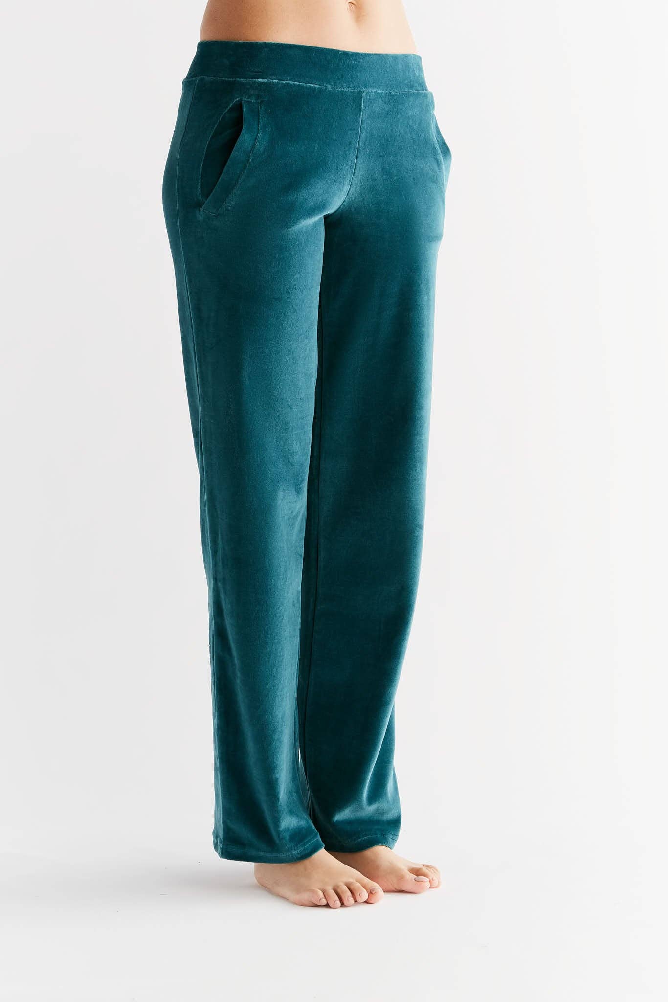 Straight Leg Sweatpants – Women