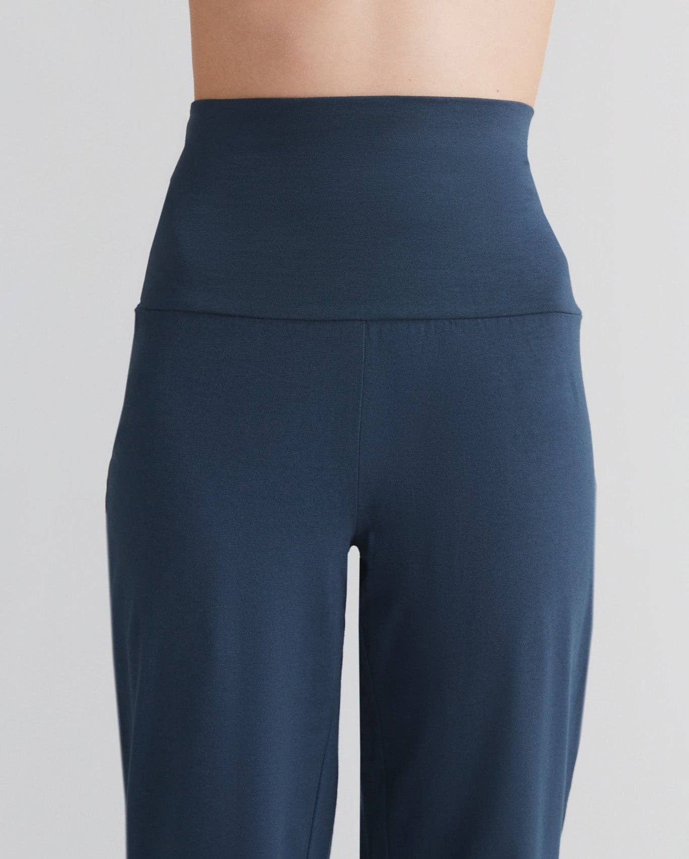 High Waist Leggings – Women