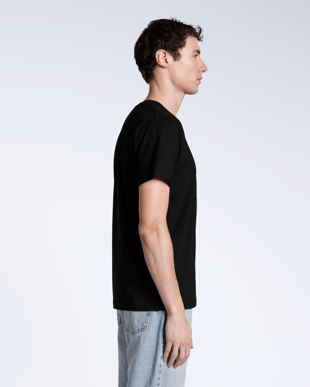 V-Neck T-Shirt – Black