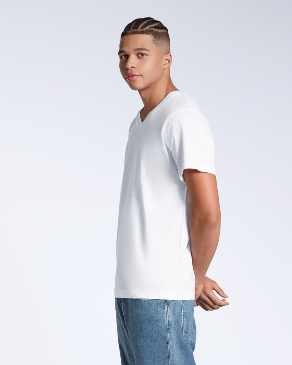 V-Neck T-Shirt – Black