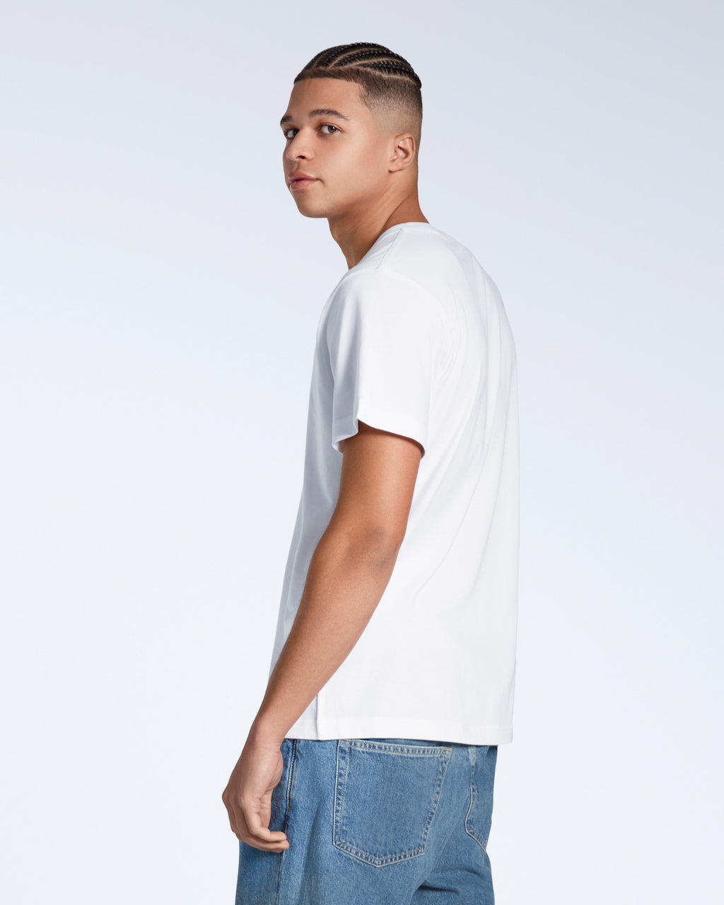 V-Neck T-Shirt – Black